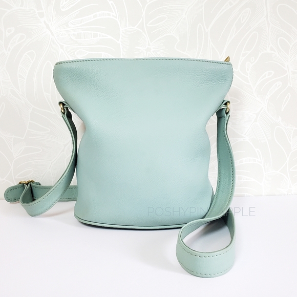 Vintage Coach Sea Foam Blue Pebble Leather Sonoma Bucket Bag #4907 - Picture 2 of 11